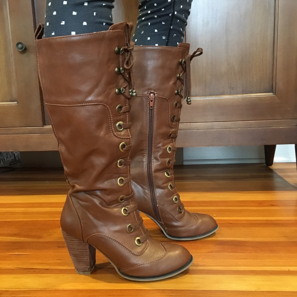 Cleopatra Heeled Boots// Size: 7